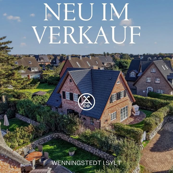 RUHIG GELEGEN I MODERN DESIGNED I DOPPELHAUSHÄLFTE MIT SÜDWESTGARTEN IN RUHIGER LAGE VON WENNINGSTEDT